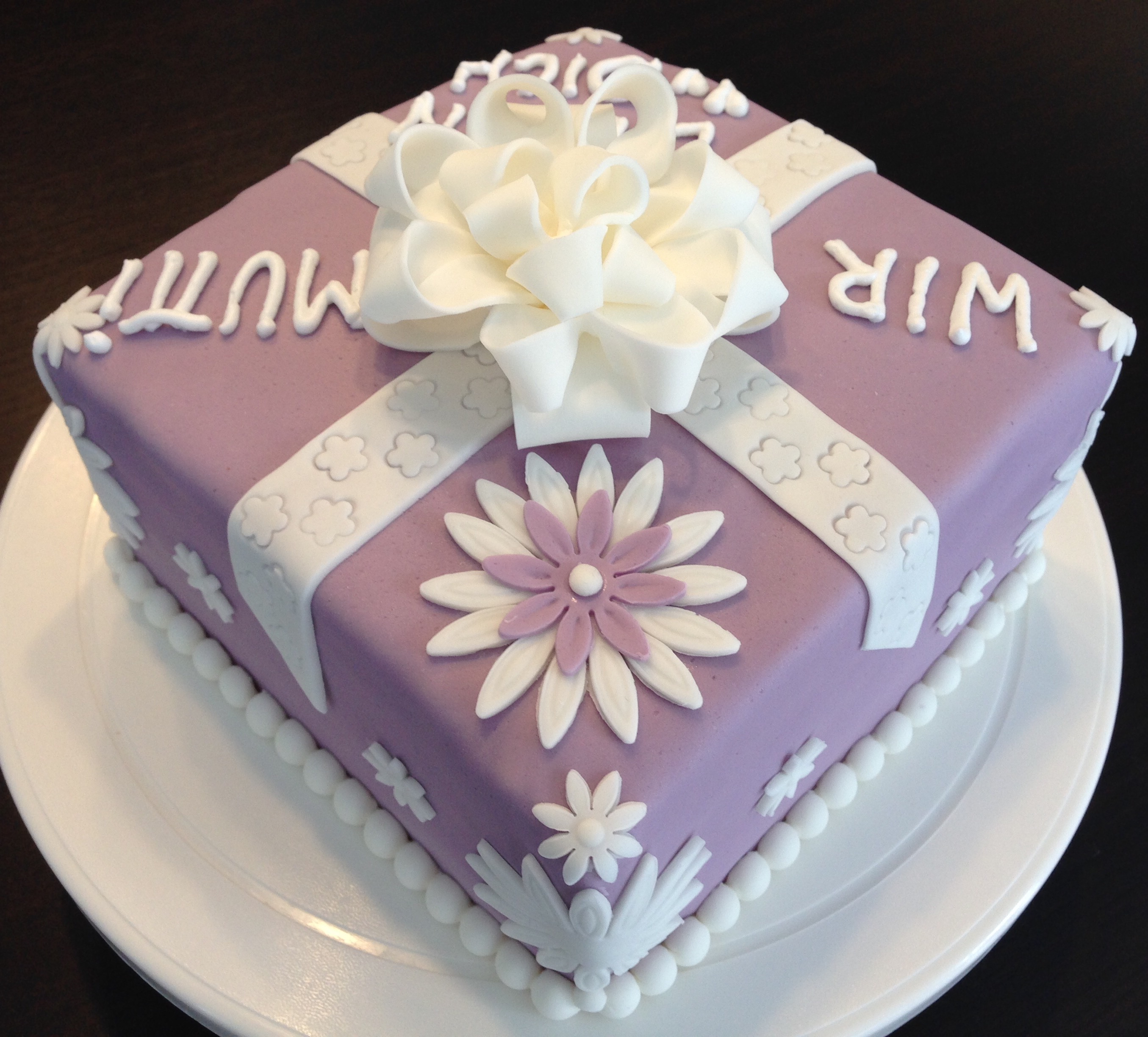 Muttertagskuchen mit Fondant | Mycrafts